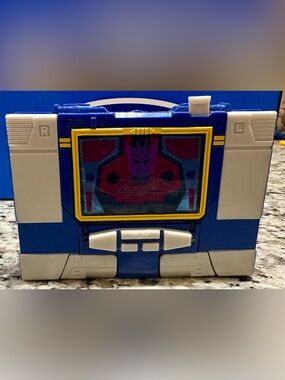 Transformers 40th Anniversary SOUNDWAVE with LASERBEAK & RAVAGE G1 Retro